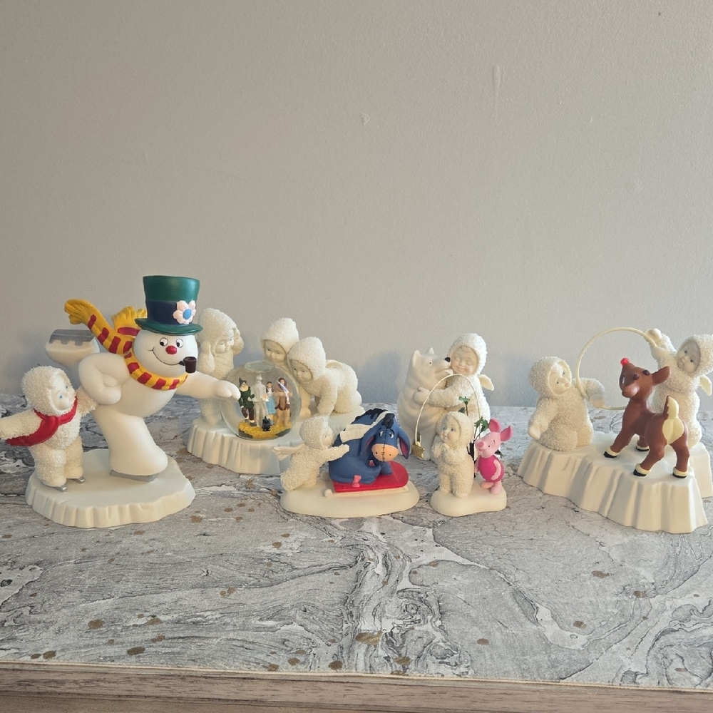 Department 56 Snowman and Friends Figurine Collection